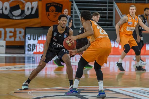 形成更完整 形成更完整