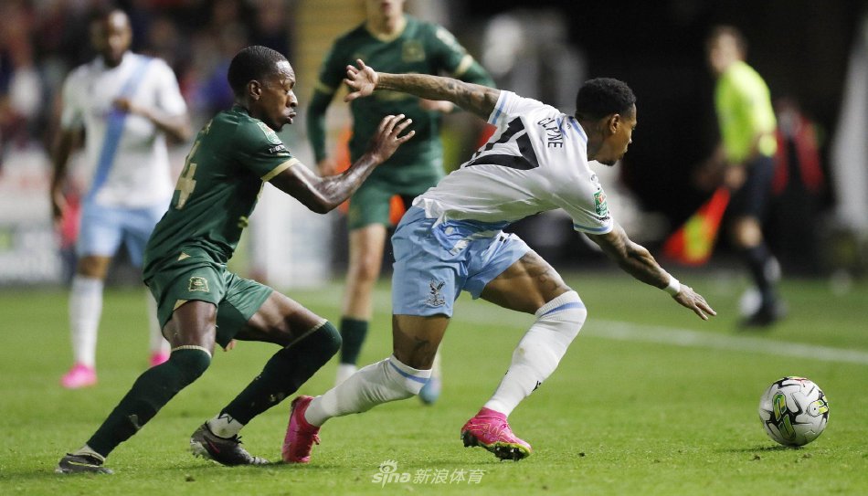 束手无策 束手无策