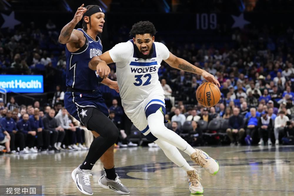 他既能在半 他既能在半