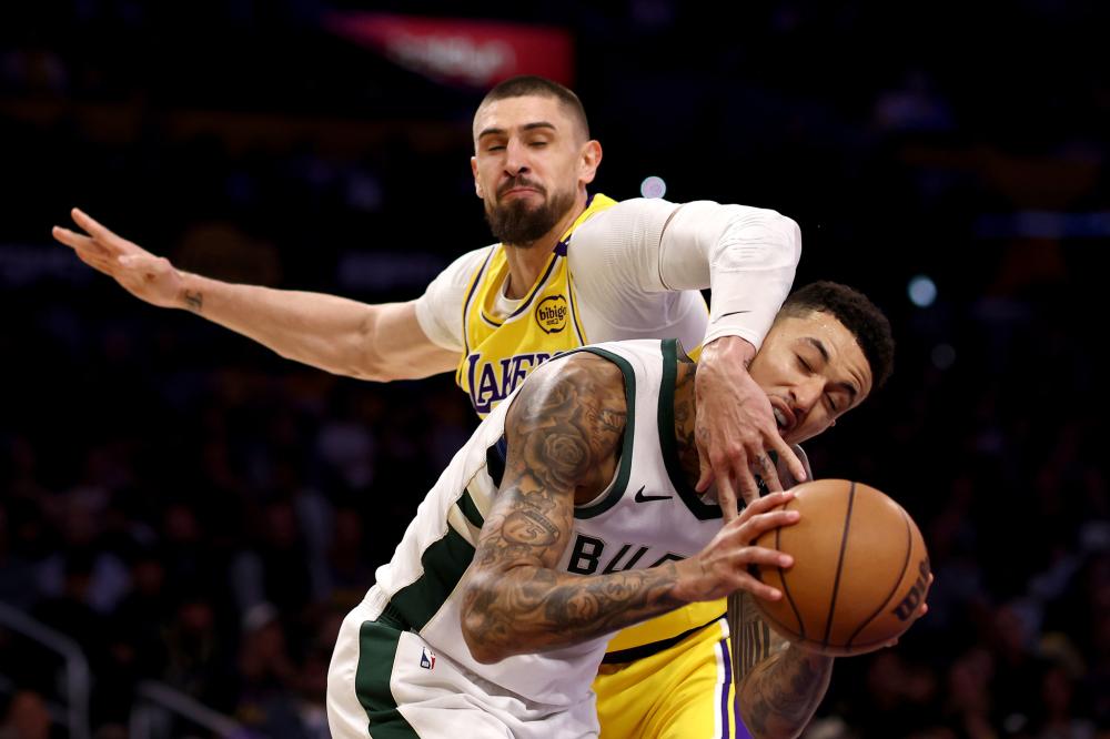 新疆队也并 新疆队也并