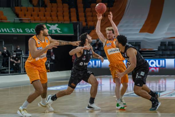 接着这个话 接着这个话